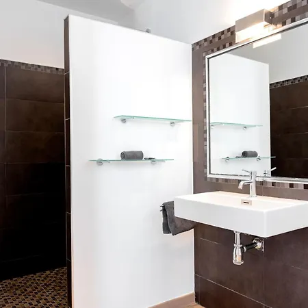 Apartment Aussergewoehnliche Am Hafen By Interhome