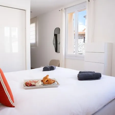 Aussergewoehnliche Am Hafen By Interhome Saint-Tropez